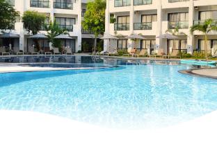 Pooh Beach Resort &amp; Spa