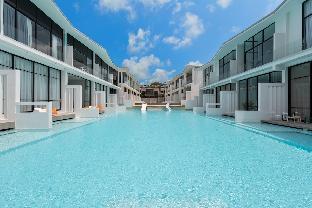 Pool Access Spacious Townhouse/Kids Slide