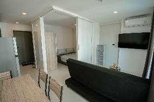 Pool and Lake View Relaxing 1 bedroom - M142