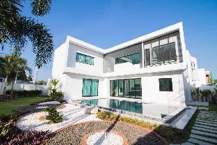 Pool villa 4BR 5mins to Center of Phuket