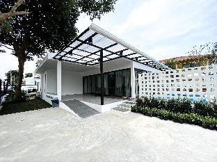 Pool villa beach Rayong  Chom Dao