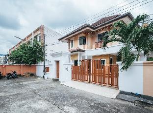 Pool Villa in Tambon Patong
