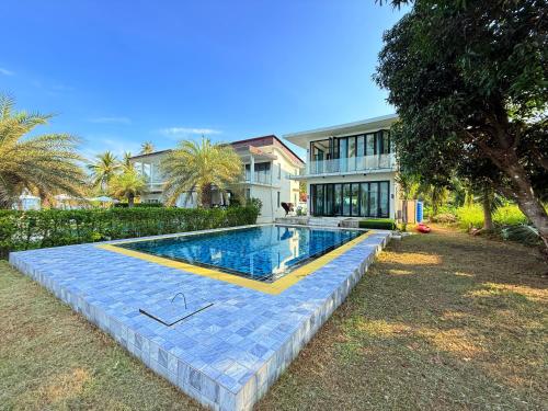 Pool Villa Viewthalay