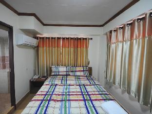 Poonsab Hostel