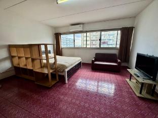 Popular Condo C8  ชั้นบน ⛅️ Muang Thong Thani