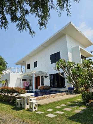 Pranwhale Pool Villa