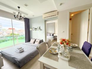 Premium Suite corner Room  45 sqm @Blu x Bangsaen