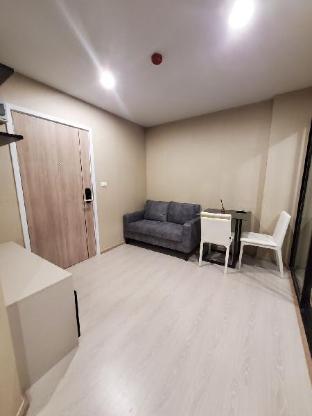 Private and Clean Condo @ Lasalle 52