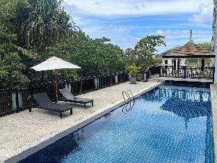 Private apartment with jungle view Kamala Falls U11