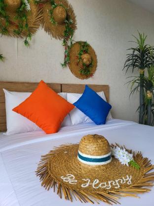 private condo for 4 person | Santorini huahin