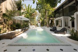 Private Pool Estate - In Chiang Mai Center