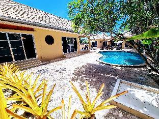 Private Pool Resort with 5 Bungalows