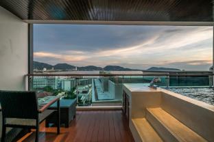 Private pool sea view apartment on Kalim bay A1