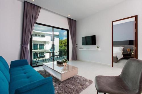 Private Pool View 1BR Apartment in Naiharn Residence near Beach, UTN D502