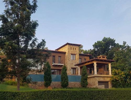 Private Pool Villa &amp; Golf - Toscana House Khaoyai 4 Bedrooms 10 Guests
