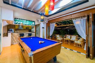 Private Swimmingpool Townhome with 4 Bed/4Bath