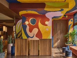 Public House Bangkok, a Member of Design