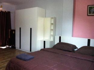 R2 Apartment 09