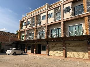 Rabbit Hotel I