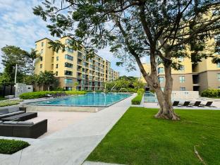 Rain Cha-am Huahin by The sea
