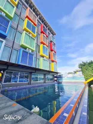 Rainbow Mansion Hotel