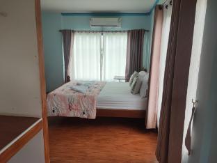 Rak Bua Hotel