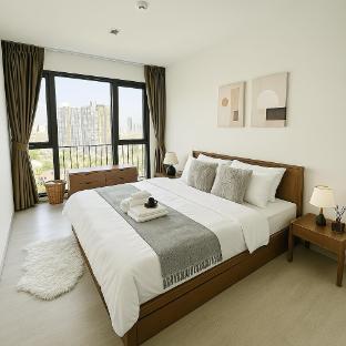 Rare Luxury 2 Bed 2 Bath Next to Thonglor BTS