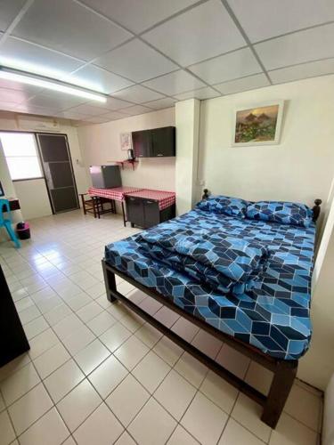 Ratanawong Place 560