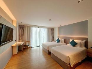 Rawai Brand new deluxe twin/king bed room