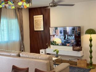 Red Door Pool villa 3bedroom, Fast Wi-Fi