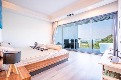 Replay Rooftop Serenity 5br Villa Private Pool