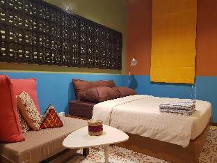 Retro-Chic 2 Bedrooms in Seperate Entrance Doors