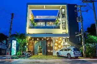 River Art Hotel