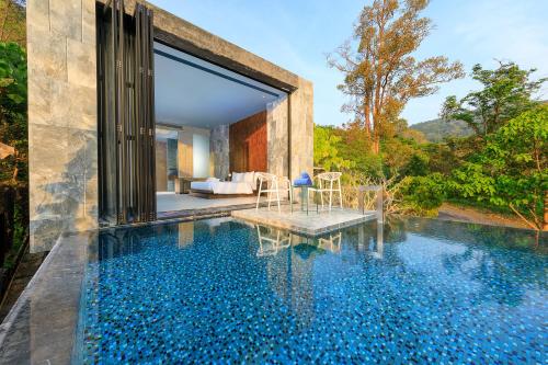 Romantic villa in the tropics near Kamala Beach