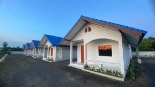 Route652 Resort Singburi