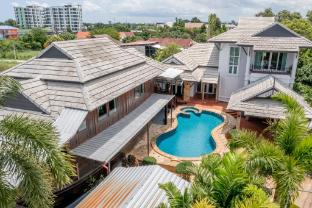 Royal Boat Pool Villa-Pattaya’s Hidden Gem