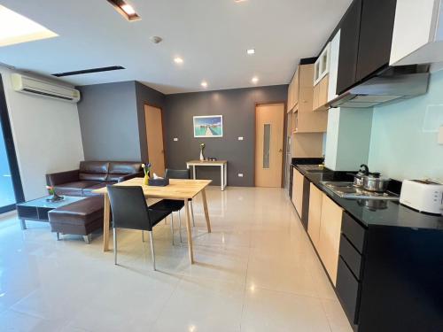 Royal Kamala - 1 separated bedroom Condo