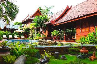 Ruen Kanok Thai House