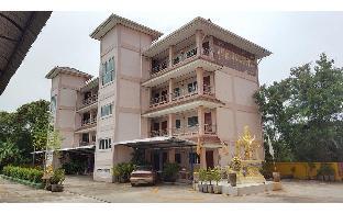Rung aroon rat mansion 2 beds 18