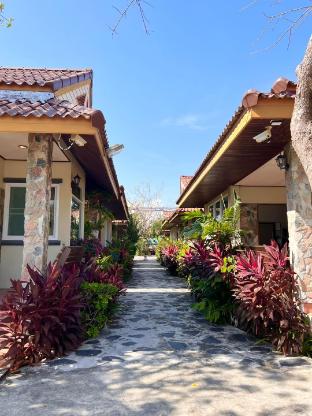 Rwa Mai Resort