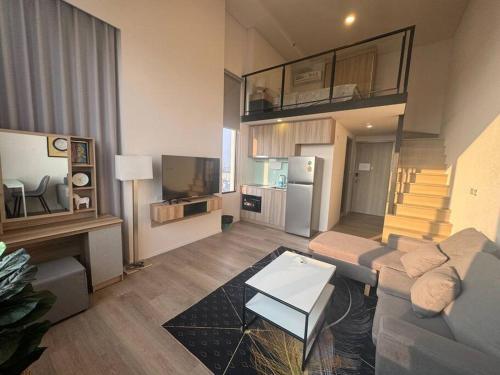 S87 Ramada Sukhumvit 87 BTS Onnut Swim Gym 711