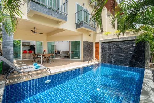 Sabai Villas, 5 min drive from Naiharn & Rawai, Private pool, Four villas available
