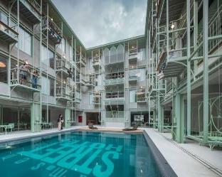 Samsen Street Hotel