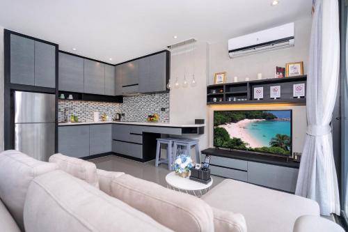 Scenic Hill View Apartment CTG P609 in Tropics Kamala residence, Great Facilities, Close to Beach an