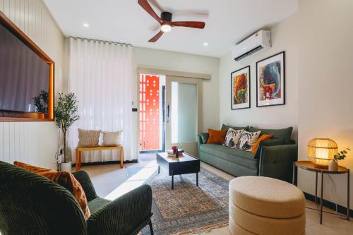 Sea Breeze Villa Patong