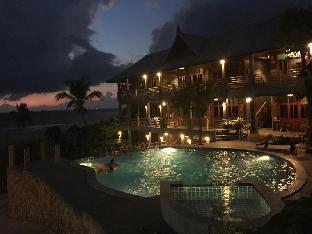Sea Rock Hotel