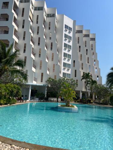 sea sand sun resort Executive 607 Mae Rumphueng beach