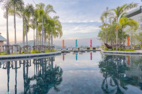 Sea View 1-BR 36 m2 Panora Surin by Holy Cow