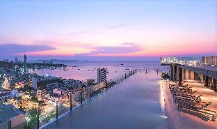 Sea View with Large Balcony @ Central Pattaya
