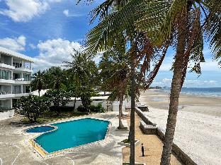 Seaview 2 bed in the heart of Hua Hin (BP2)